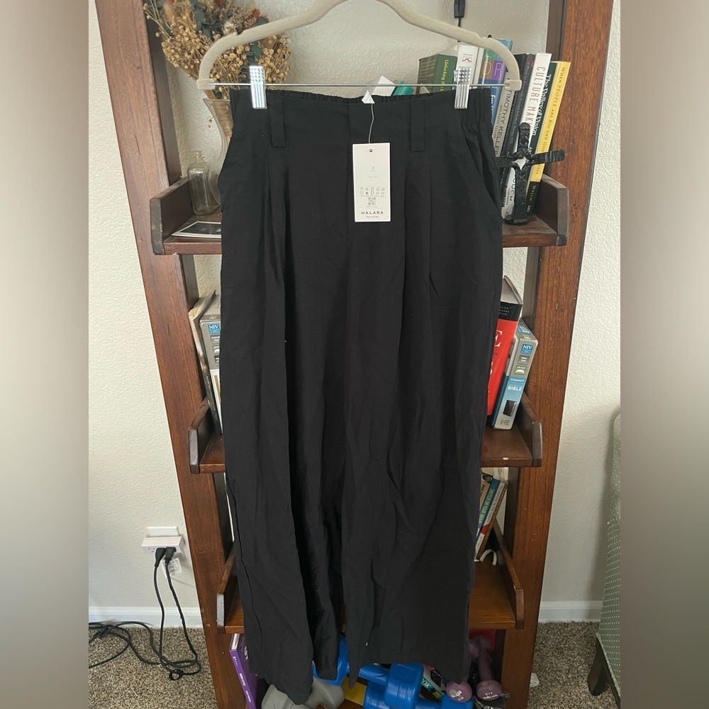 Halara Black Pants!